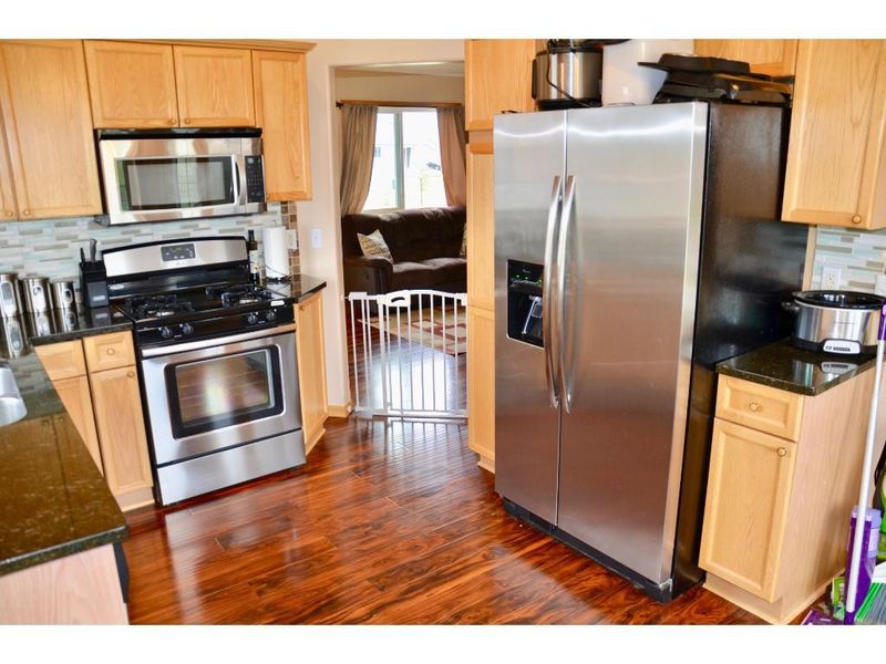 459 Shannon Dr, Big Lake, MN 55309