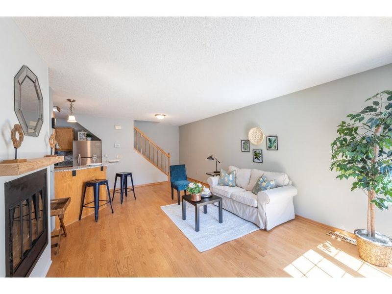 12924 Echo Ln #23, Apple Valley, MN 55124