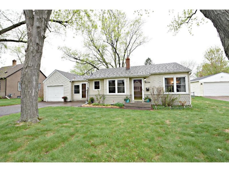 8034 3rd Ave S, Bloomington, MN 55420
