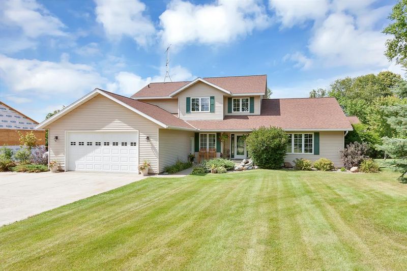 18976 Koetter Lake Rd, Richmond, MN 56368