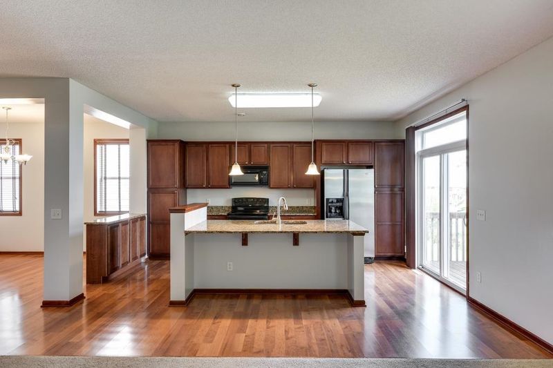1797 Switchgrass Cir, Shakopee, MN 55379