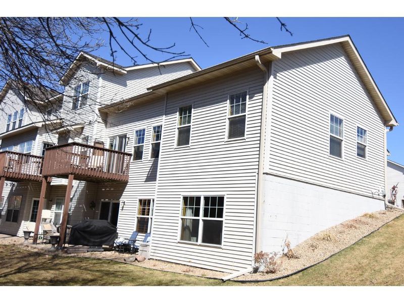 15348 Chili Ct, Rosemount, MN 55068