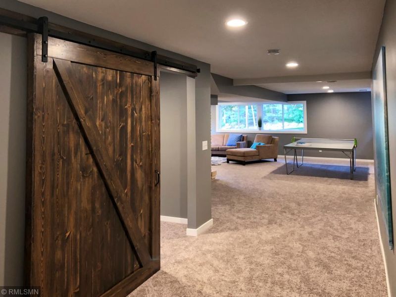 1415 Glenhill Rd, Arden Hills, MN 55112