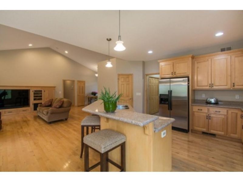 19485 Rawlins Cir NW, Elk River, MN 55330