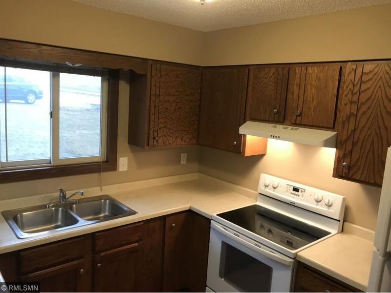 404 Whispering Ln, Hastings, MN 55033