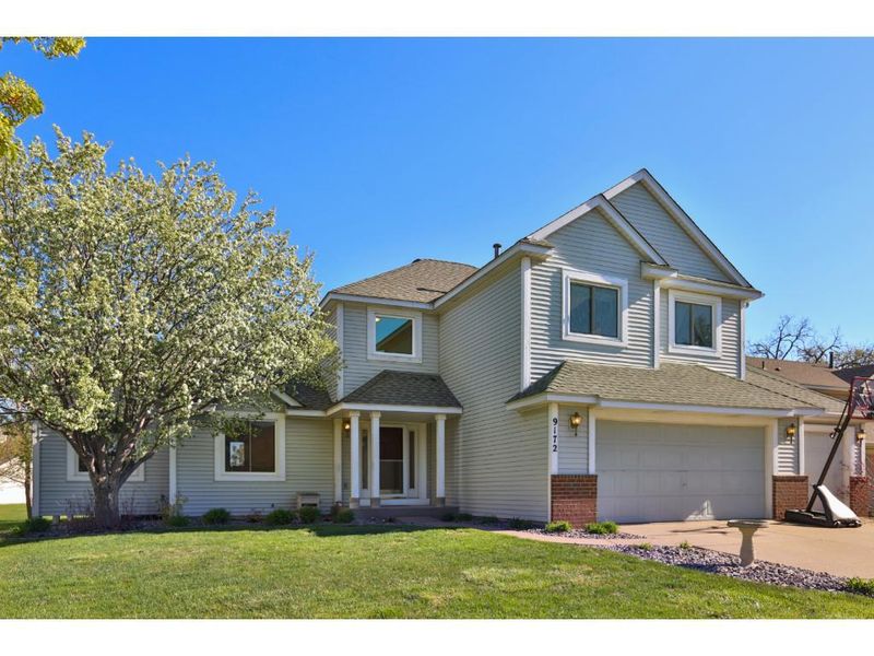 9172 White Oaks Trl, Champlin, MN 55316
