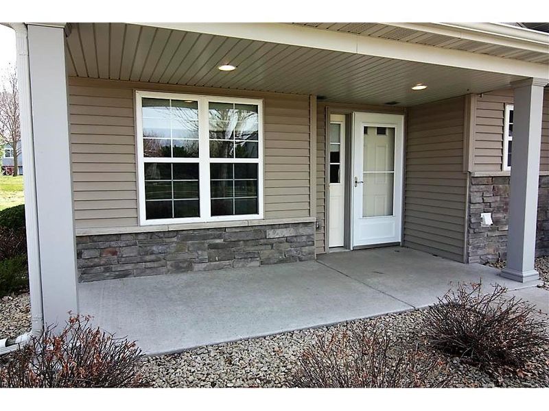 6432 Ojibway Pa, Circle Pines, MN 55014