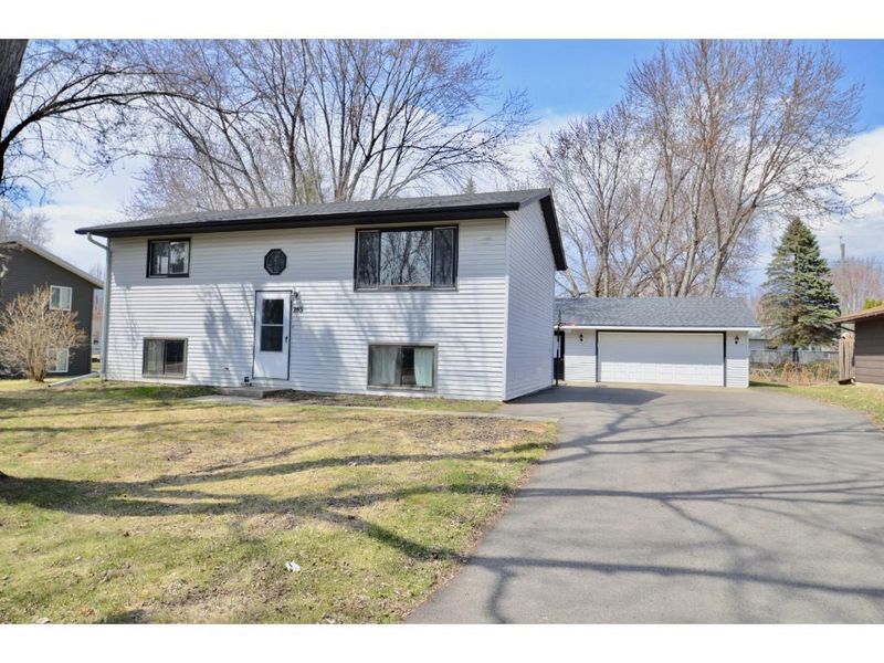 245 Elm Dr, Foley, MN 56329