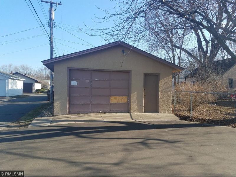 509 2nd Ave NW, Osseo, MN 55369
