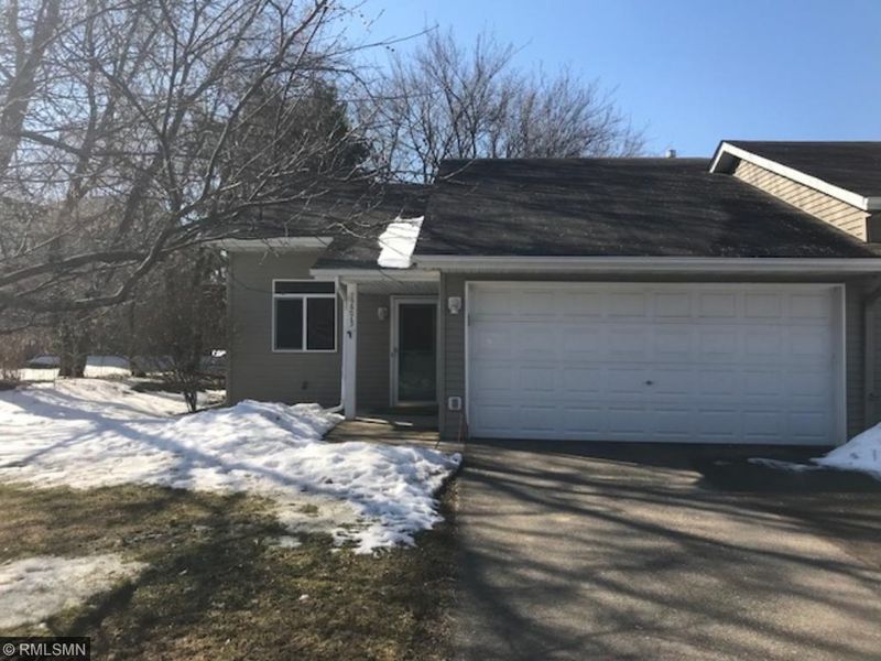 17273 Sunray Cir SW, Prior Lake, MN 55372