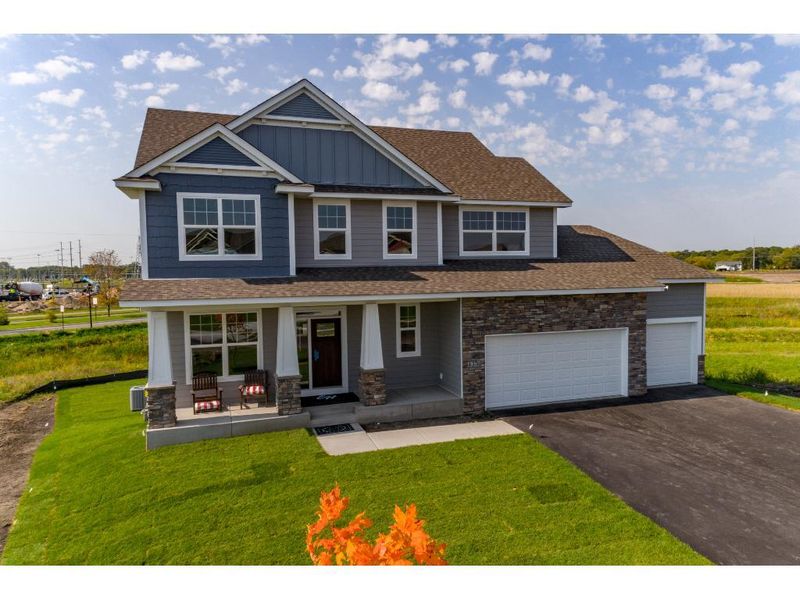 7012 208th St N, Forest Lake, MN 55025