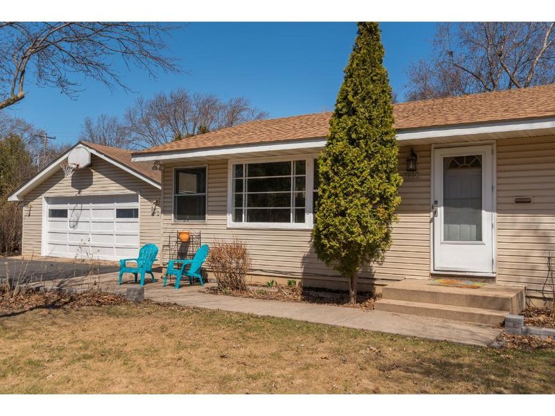 8008 65th Ave N, Brooklyn Park, MN 55428