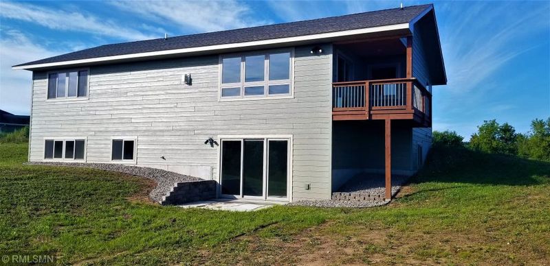810 218th St, Osceola, WI 54020