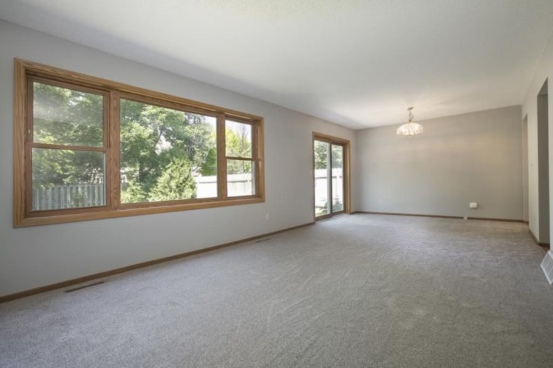 2220 13th Ave S, Minneapolis, MN 55404