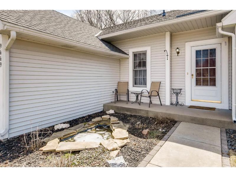 9669 Bluegill Rd, Woodbury, MN 55125