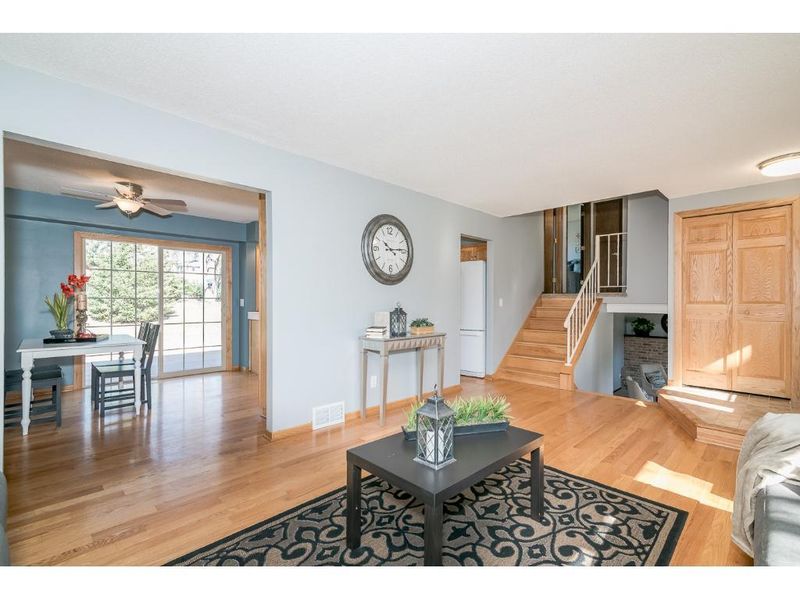 12236 24th Ave S, Burnsville, MN 55337