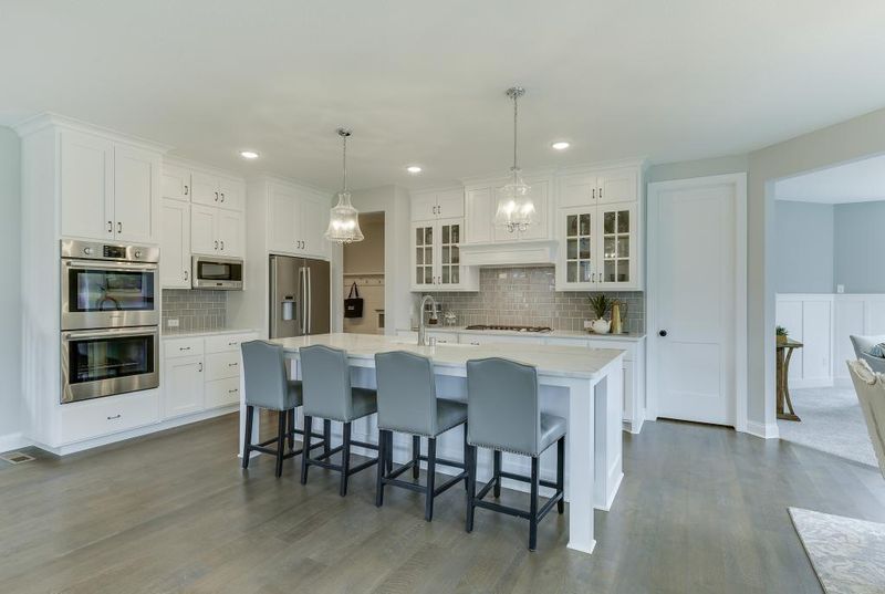 7520 Walnut Grove Ln, Maple Grove, MN 55311