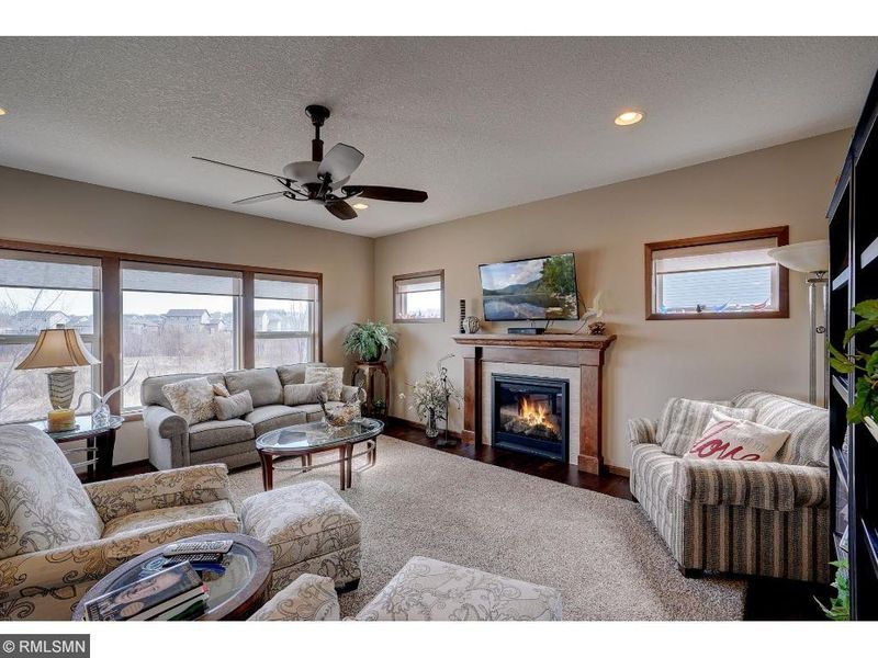 19722 Idealic Ave, Lakeville, MN 55044