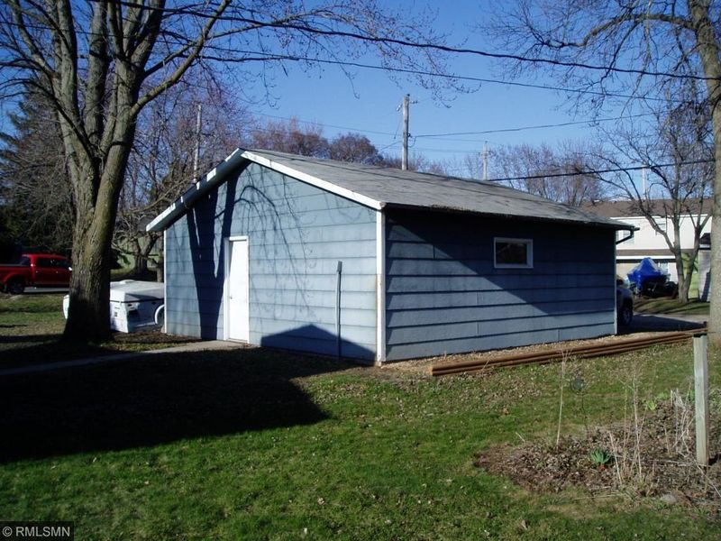 301 Minnesota St S, Bayport, MN 55003
