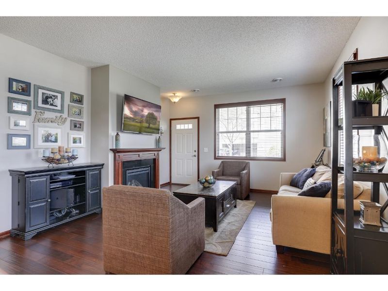 3316 Hazel Trl #A, Woodbury, MN 55129