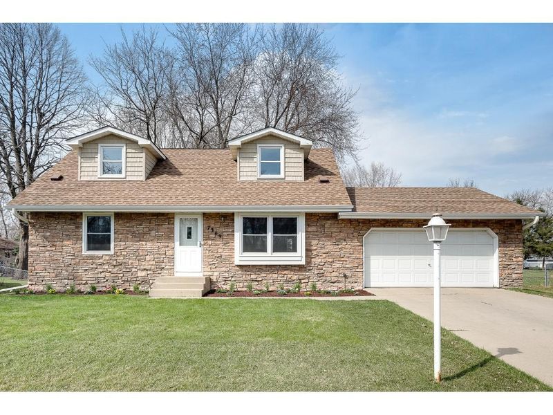 7389 167th St W, Rosemount, MN 55068