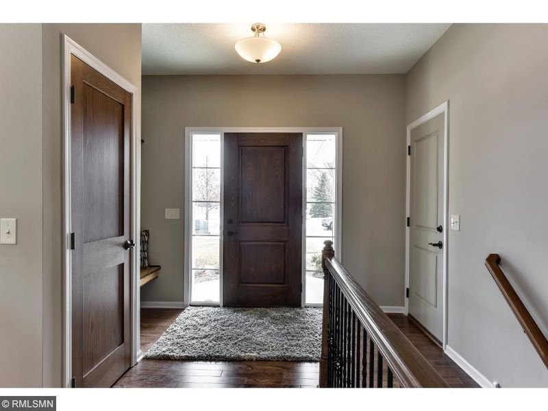 1220 Bishop Cir, Watertown, MN 55388