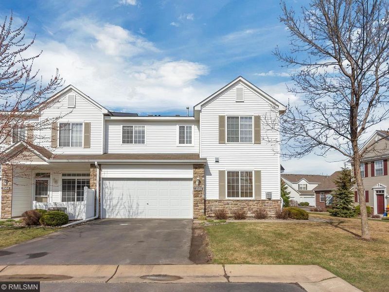 2555 49th St E, Inver Grove Heights, MN 55076