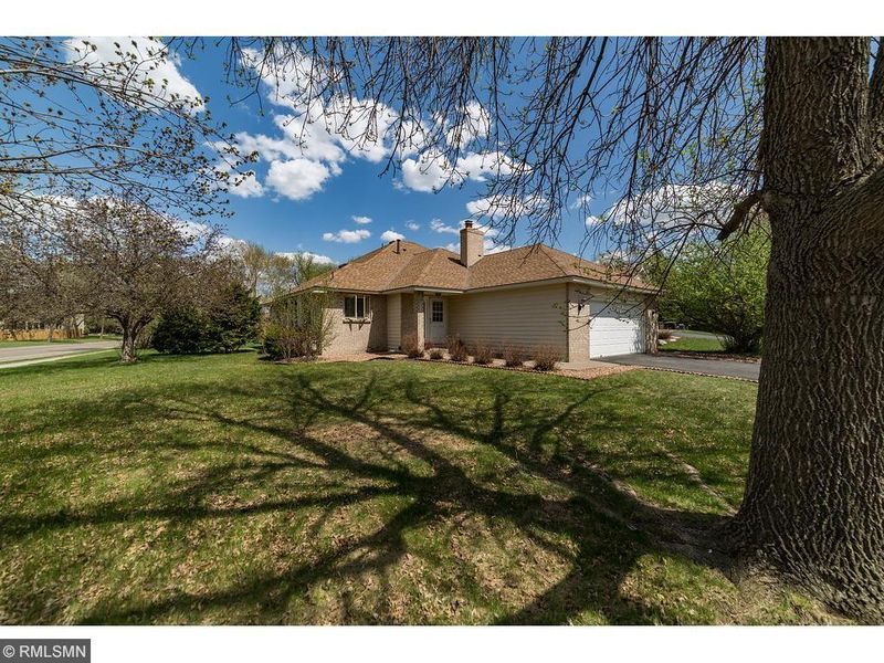 3301 Edinbrook Ct, Brooklyn Park, MN 55443