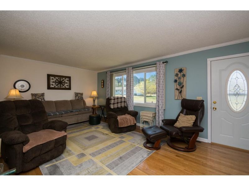 12995 3rd Ave N, Zimmerman, MN 55398