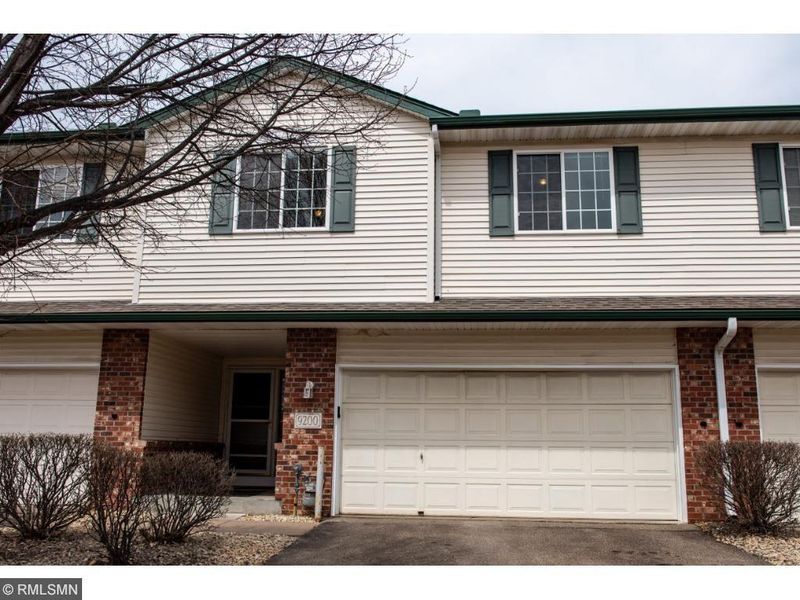 9200 E Point Douglas Ln S, Cottage Grove, MN 55016