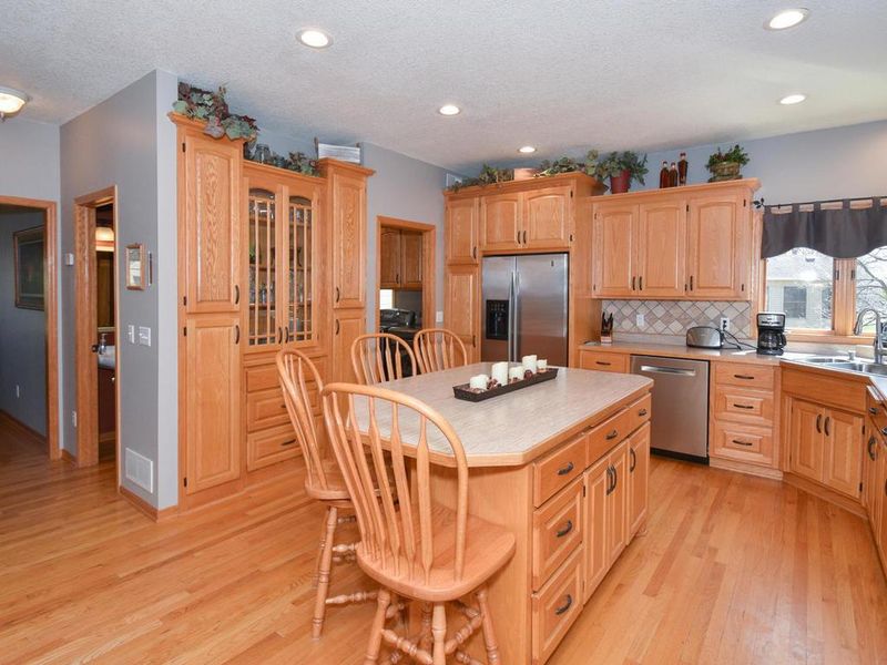 15038 Uplander St NW, Andover, MN 55304