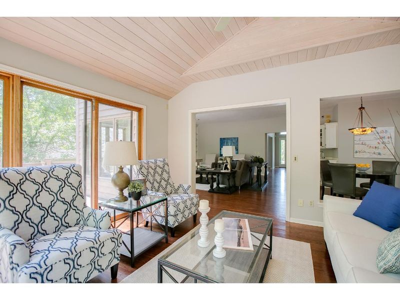 11073 Bluestem Ln, Eden Prairie, MN 55347