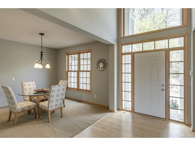 5424 Tamarack Cir, Minnetonka, MN 55345