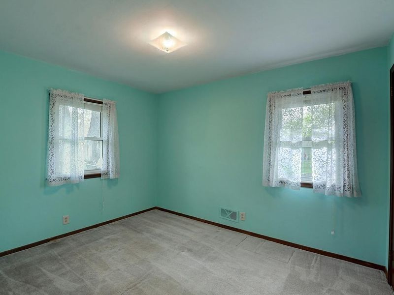 11890 Juniper St NW, Coon Rapids, MN 55448