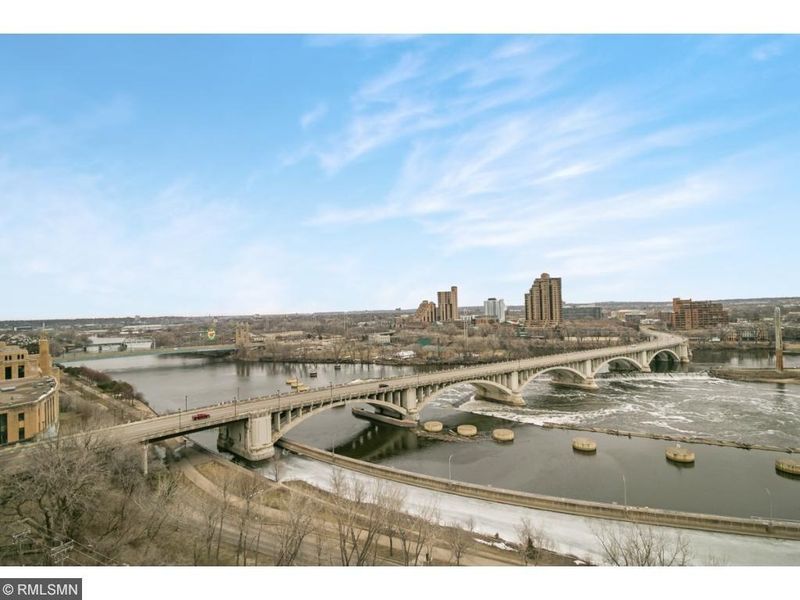 401 S 1st St #1517, Minneapolis, MN 55401
