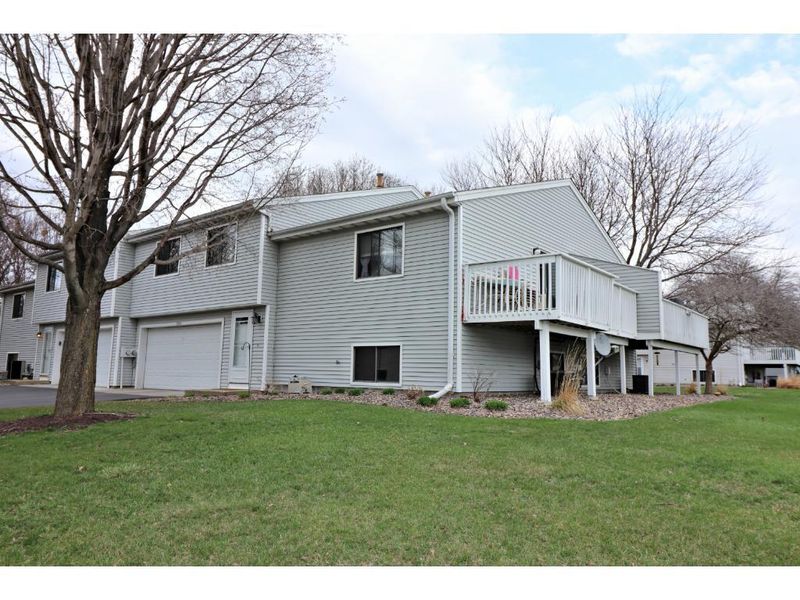 15540 Cornell Trl, Rosemount, MN 55068
