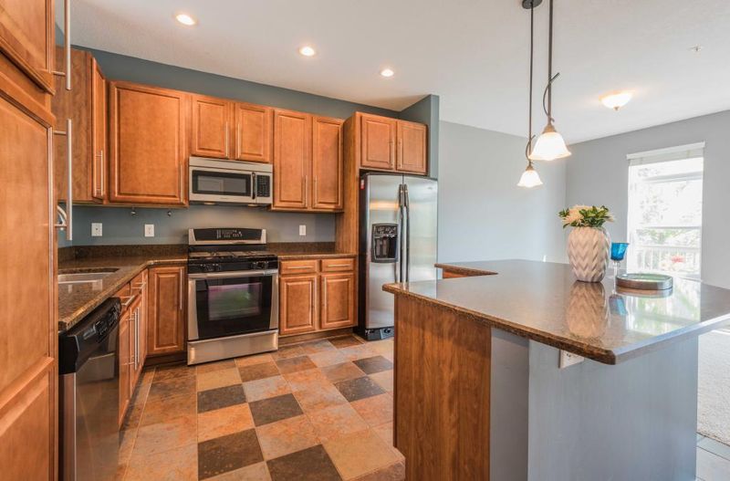 12207 82nd Ave N #69, Maple Grove, MN 55369