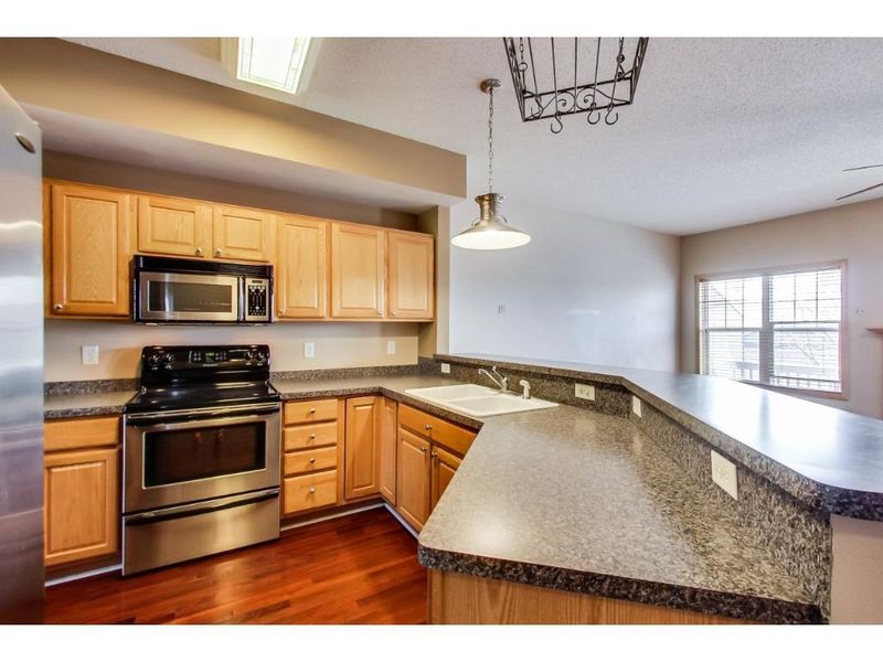 13450 96th Pl N, Maple Grove, MN 55369