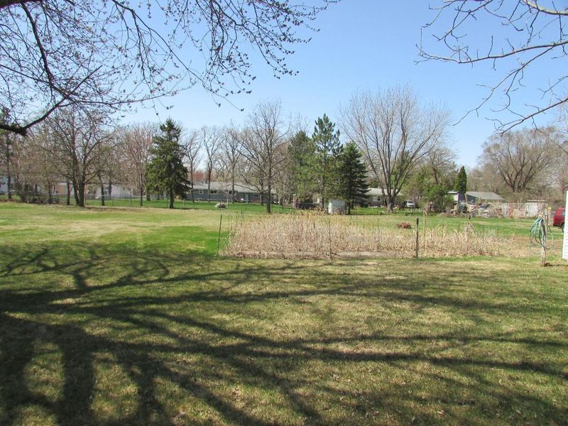 831 Eagle Lake Rd N, Big Lake, MN 55309