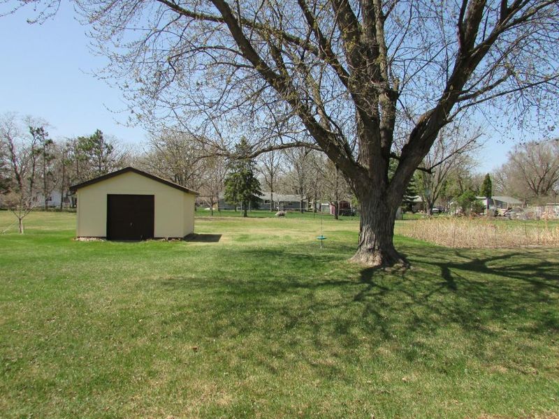 831 Eagle Lake Rd N, Big Lake, MN 55309