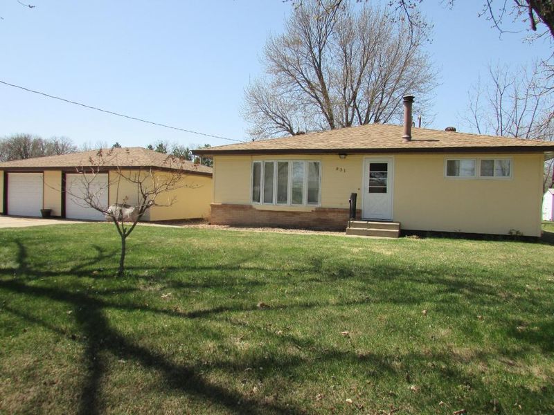 831 Eagle Lake Rd N, Big Lake, MN 55309