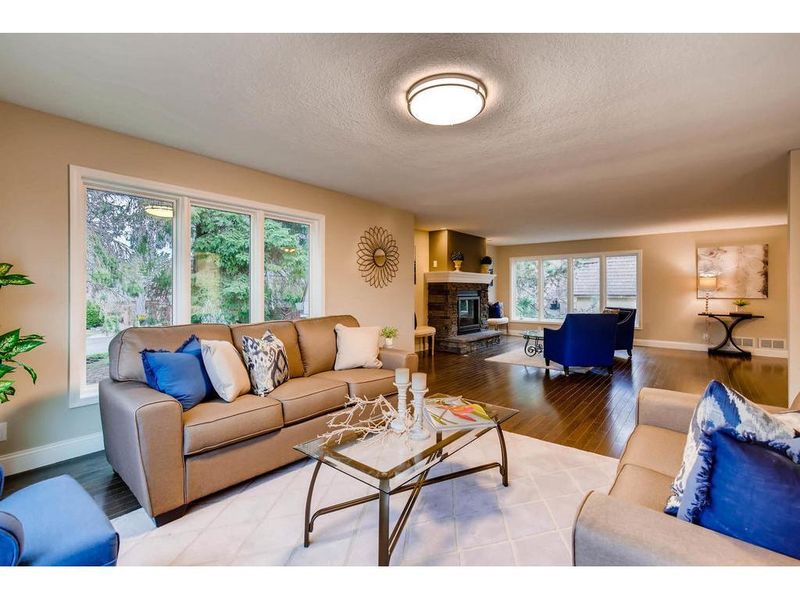 1833 Eagle Ridge Dr #2, Mendota Heights, MN 55118