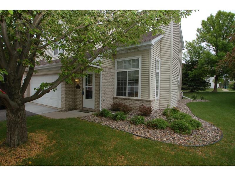 15357 Greenhaven Ln #106, Burnsville, MN 55306