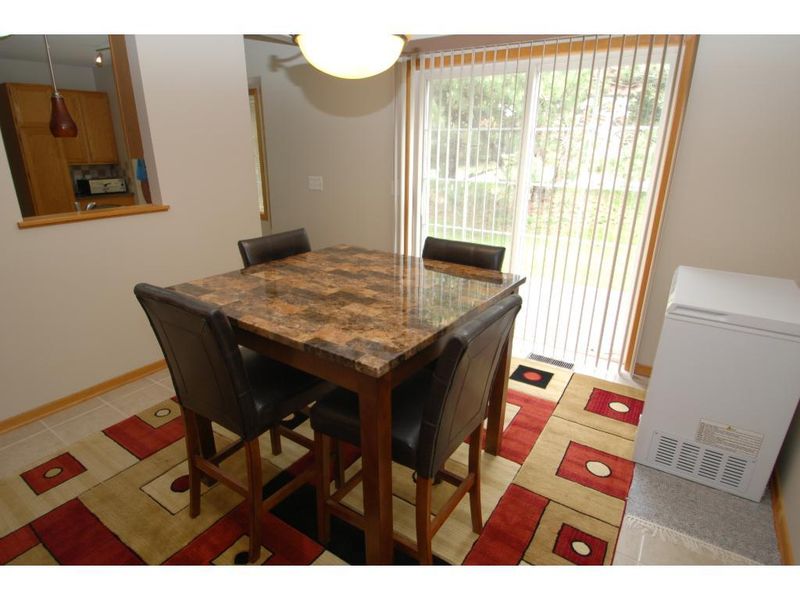 15357 Greenhaven Ln #106, Burnsville, MN 55306