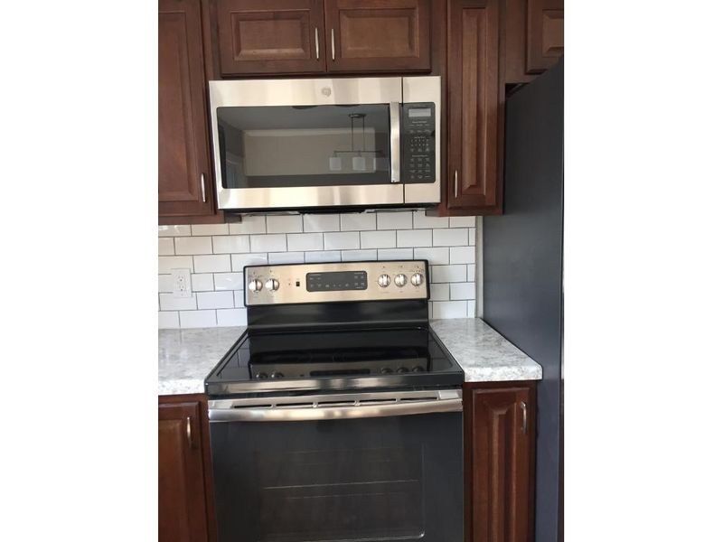 883 Pearl View Dr, Sauk Rapids, MN 56379