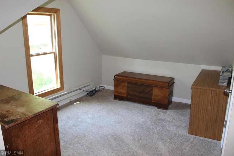 205 4th St S, Delano, MN 55328