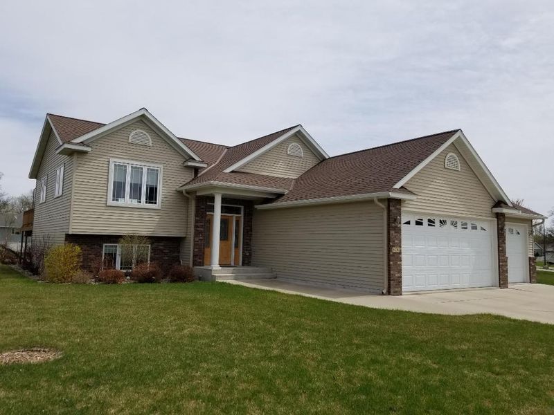 808 3rd Ave, Albany, MN 56307