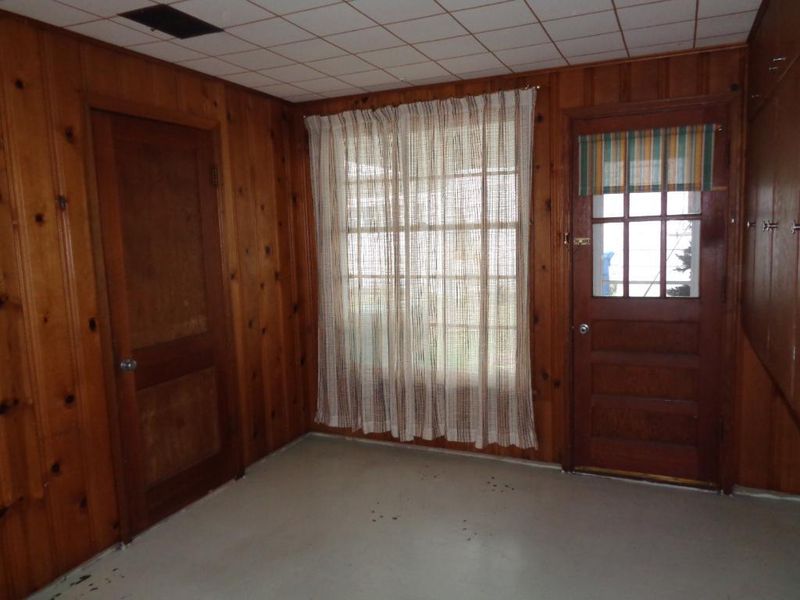 109 NE 4th St NE, Waseca, MN 56093
