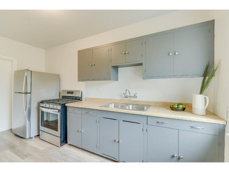 3128 W Calhoun Blvd #417, Minneapolis, MN 55416
