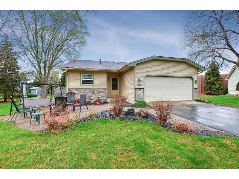 9659 Union Terrace Ln N, Maple Grove, MN 55369